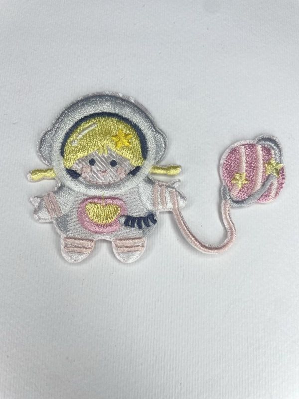 Ткана  нашивка  на клею , джакард , 4,5 см * 5,5 см ,(10 шт) , APL-887